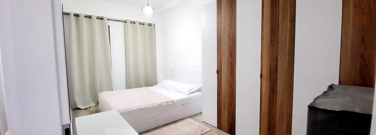 Elegant Apartment Kompleksi Magnet Tirana