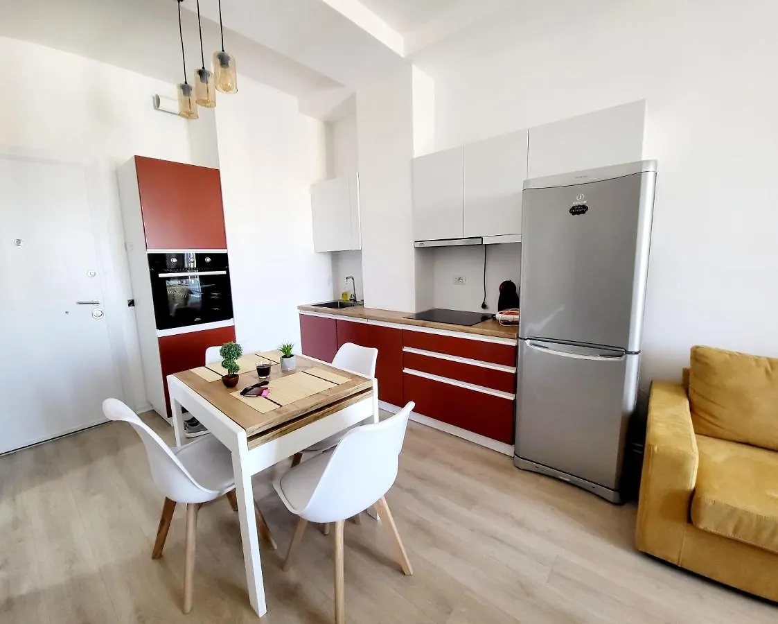 Elegant Apartment Kompleksi Magnet Tirana 0*,  Albania
